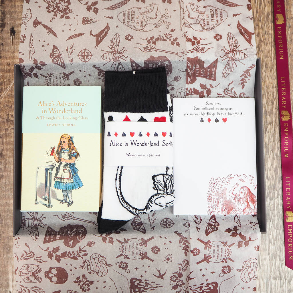 Alice In Wonderland Book Gift Set