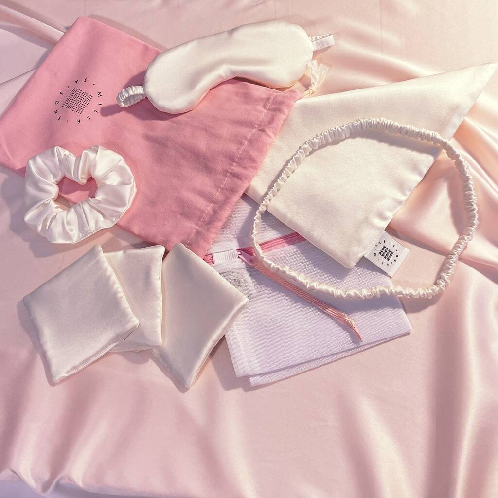 Silk Spa Cleansing Set Choose From Three Silk Shades