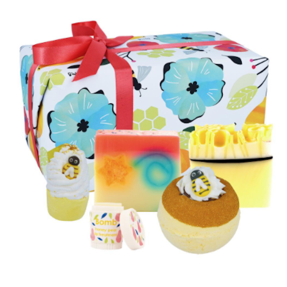 Soap And Bath Bombs Luxury Gift Set, Gold