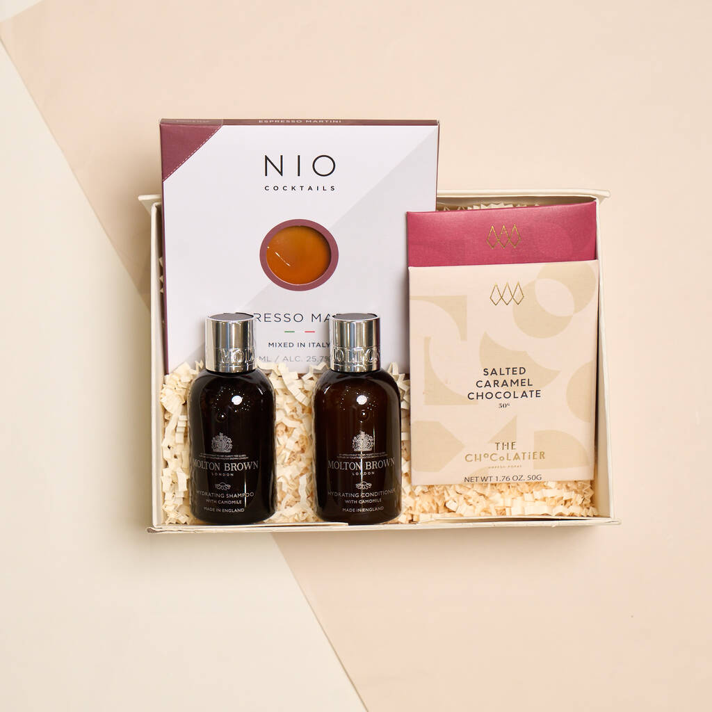 Sophisticated Jetsetter Gift Box
