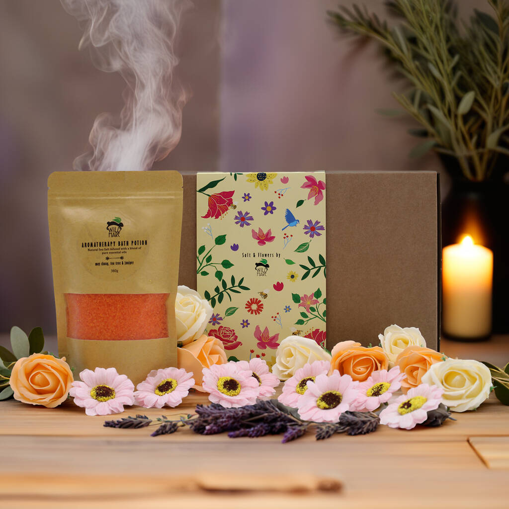 Wild Hare Salt And Flowers: Total Detox Gift Set