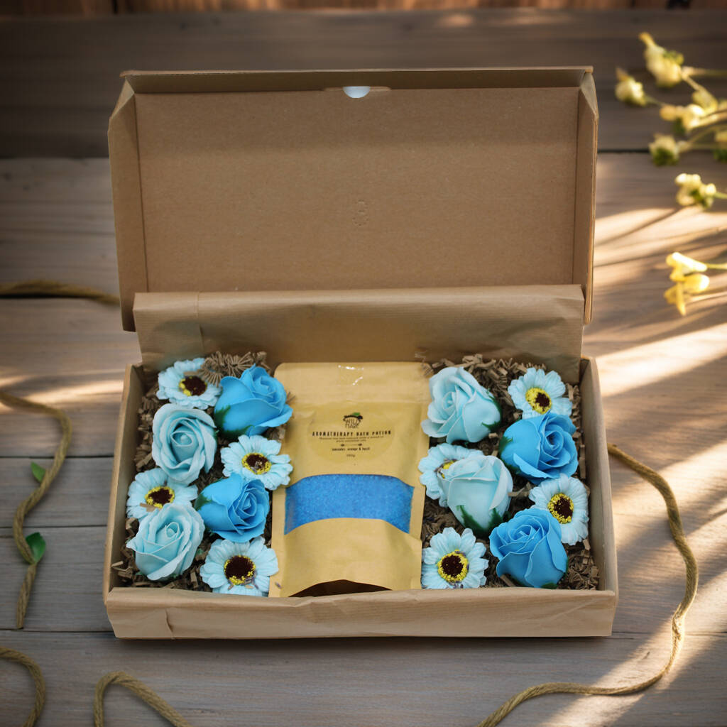 Wild Hare Salt And Flowers: Total Unwind Gift Set